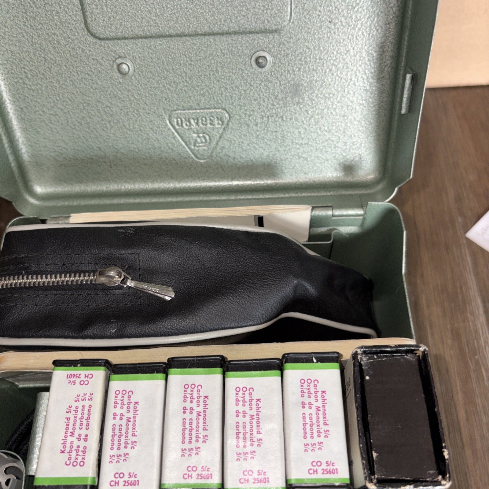 DRÄGER GASSPÜRGERÄT MULTI GAS LEAK DETECTOR MOD 21/31 V100 ZUBEHÖR THW FEUERWEHR