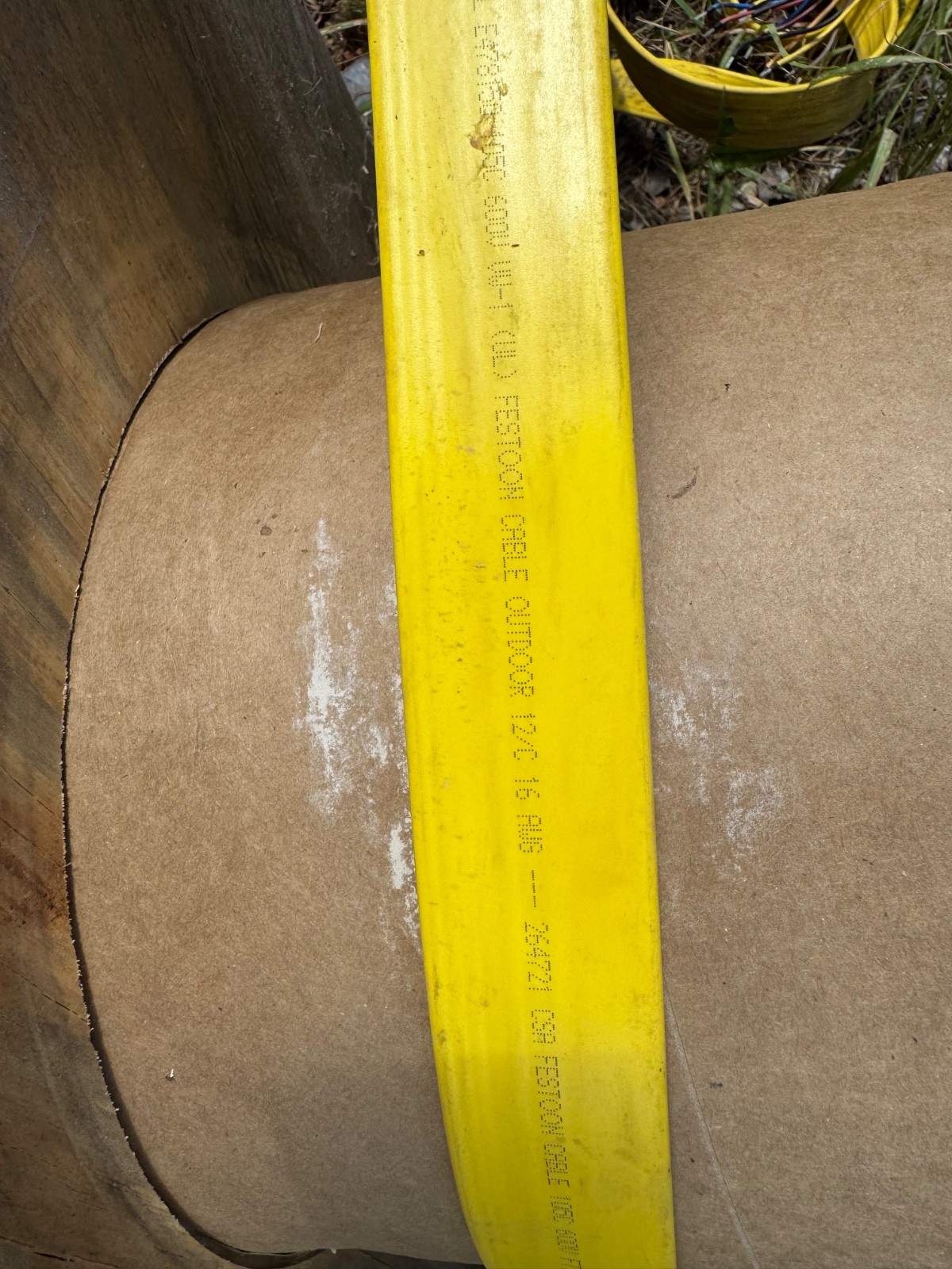 82′ 12/4 Copper Flat Festoon Cable Yellow PVC Jacket 600V