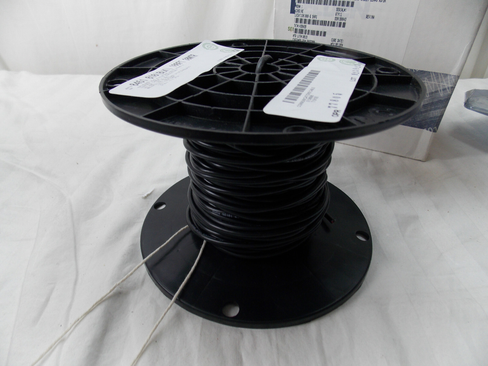 Belden 8451 Shielded Audio Cable, 22awg, 100 Foot Roll