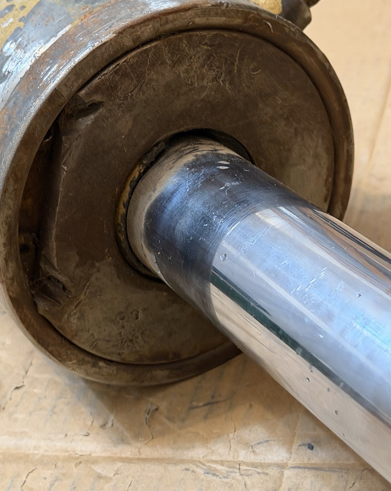 CAT-Hydraulic Cylinder-8″ Stroke-21″ Retracted-29″ Extended Steering Tilt Core