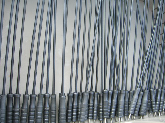 Stryker 250-040-112 Laparoscopic L-Tip 5mm X 33cm Electrosurgical Probe