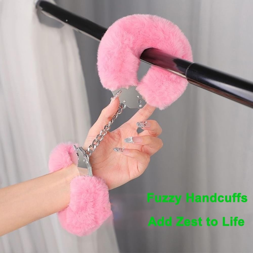 Handcuffs Fluffy with Keys, Fuzzy Sweater Hand Cuffs Set For Women Adult Coup…
