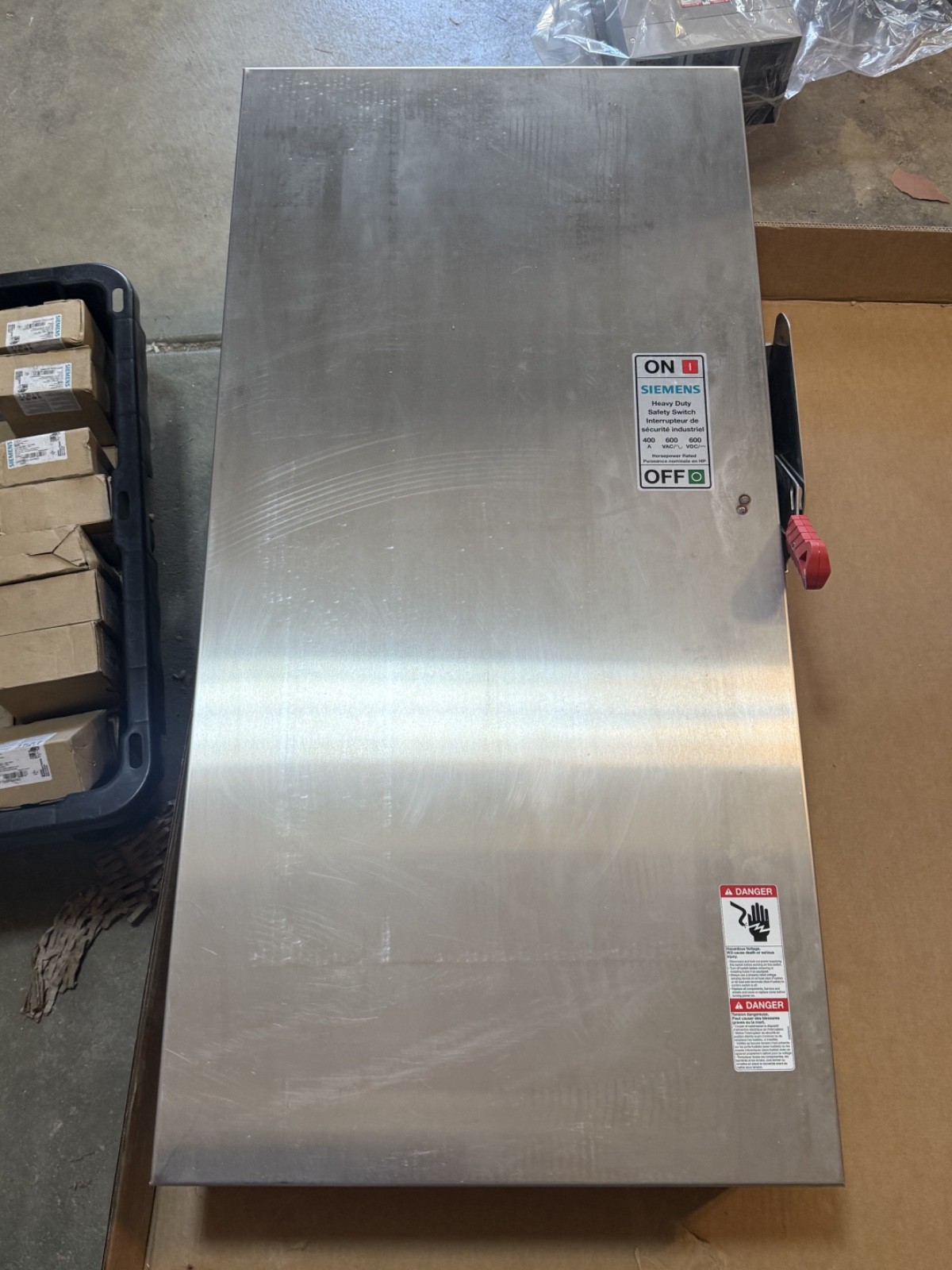 NEW Siemens HF365SA 3w 600v 400a Fused Stainless Steel Disconnect NEMA 4X/12