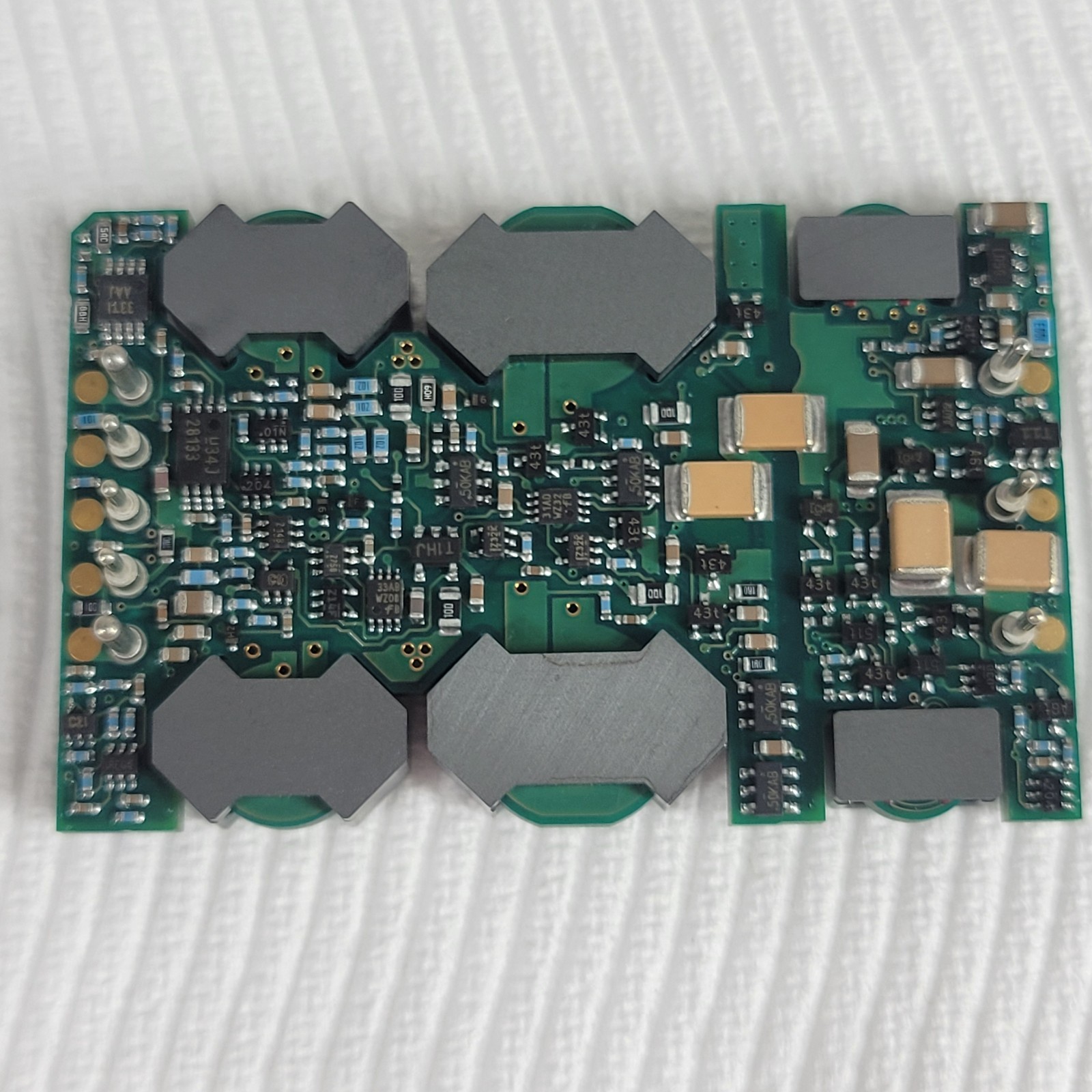 Bel Power / Power-One QM48T50015-NAA0 DC-DC Converter 36-75V In 1.5V 50A 75W