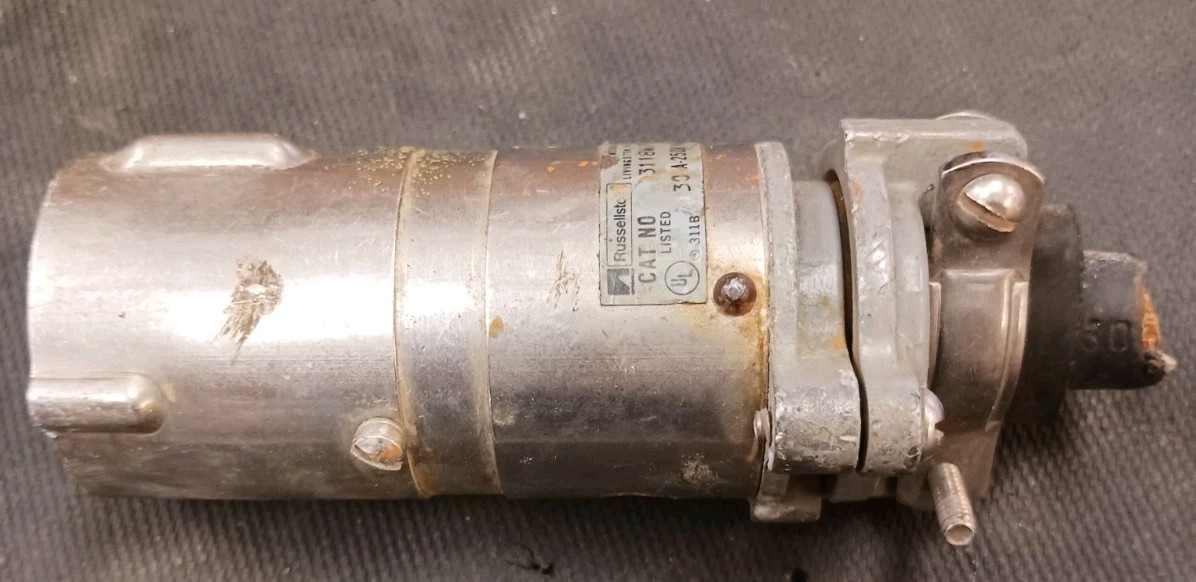 Russellstoll 3118W Explosion Proof Male Plug 30A 480VAC 3W 4P (Lot-B2)