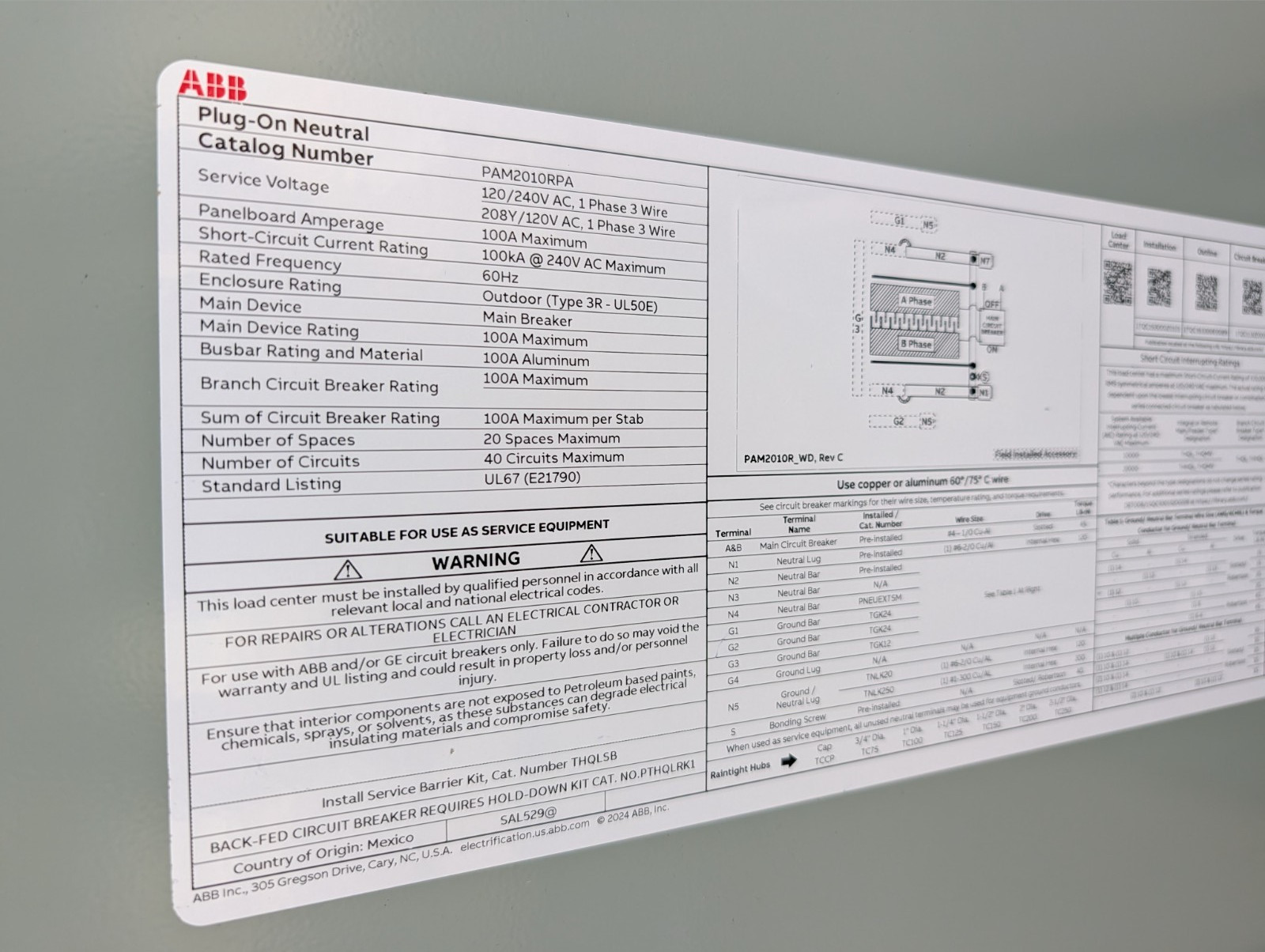 ABB 100 Amp 20/40 Main Breaker Outdoor Plug On Neutral Load Center Value Pack