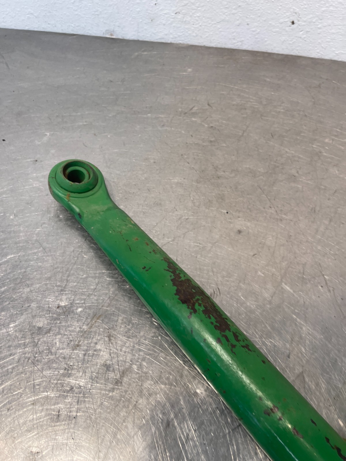 John Deere Tractor Lower 3pt Hydraulic Lift Arm R27009R