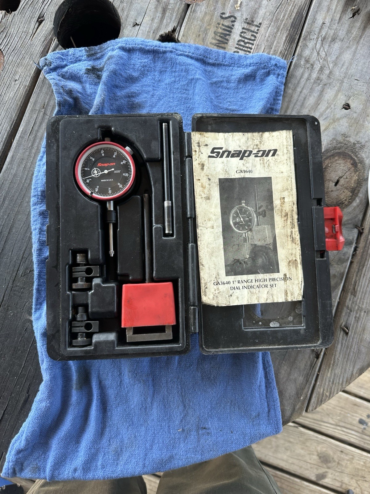 Snap-on GA3640 Dial Indicator Set, 1″ Range High Precision w/ Case & Accessories