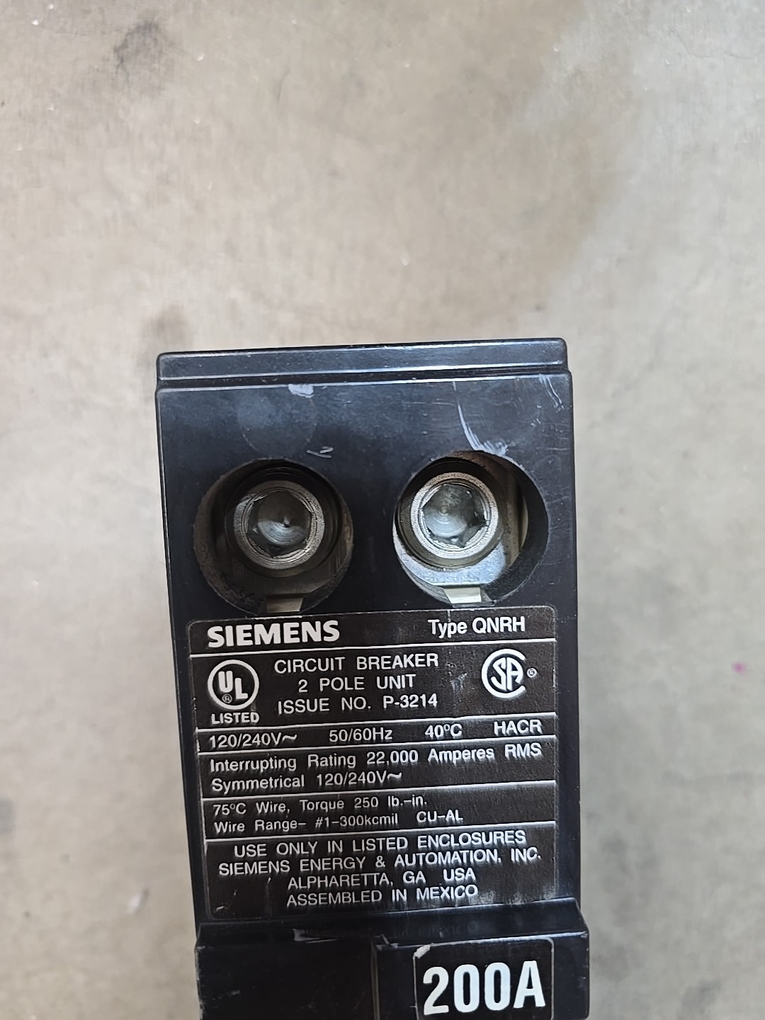 Siemens QN2200RH Main Circuit Breaker 200A 120V 240V 2 Pole QNRH