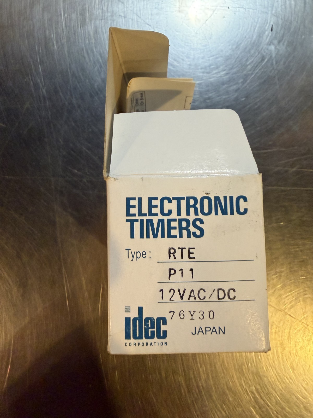 Idec RTE-P11 Series Electronic Timer Time Delay Relay 12VAC/DC