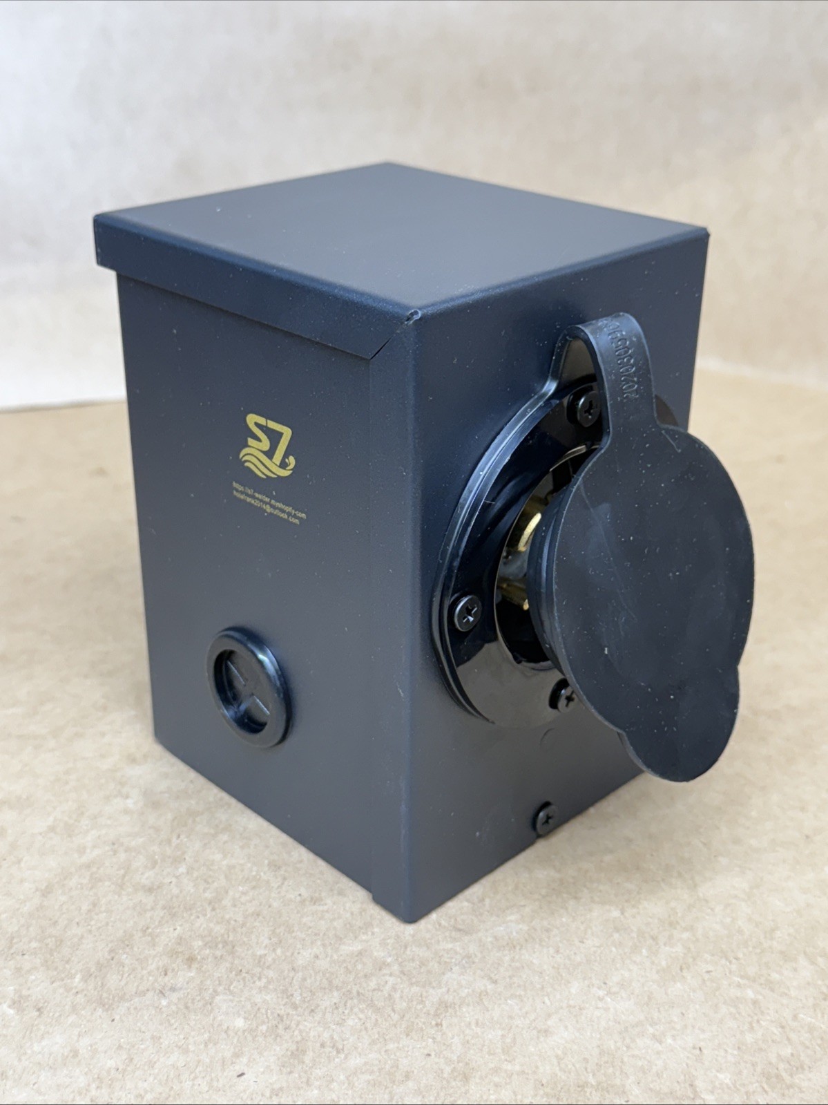 50A Generator Power Inlet Box NEMA S7Power Inlet Box 3 Prong Black