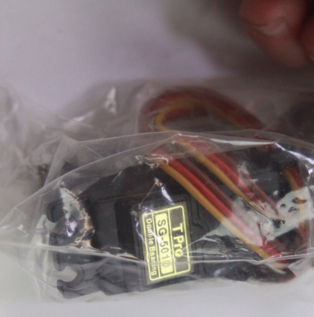 4x TowerPro SG5010 Digital Servo Motor 5.5kg/cm 4.8V Unused