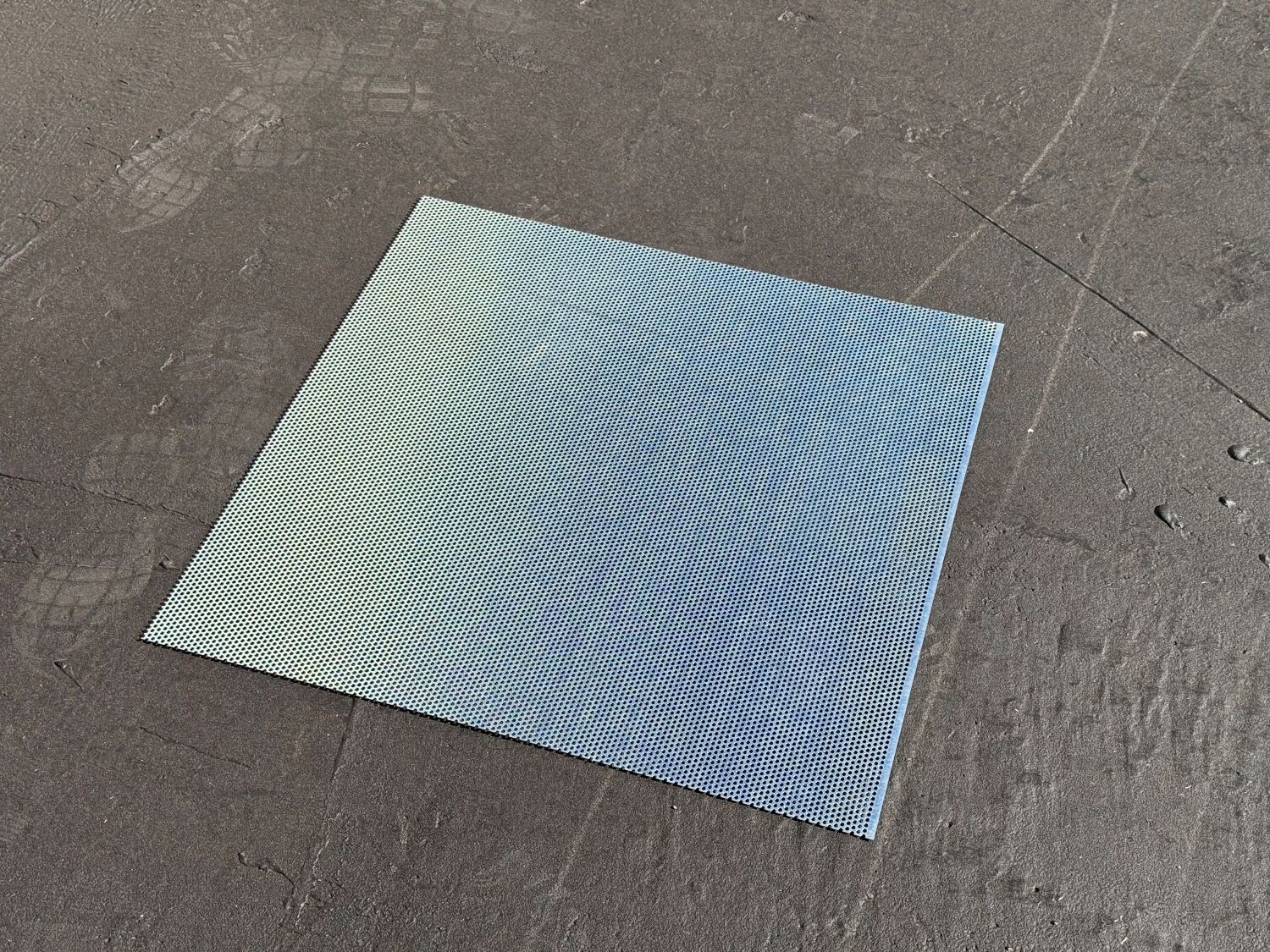 Sandbaggy Perforated Steel Sheet 24″ x 24″ – Perforated Metal Sheet – 20 Gauge