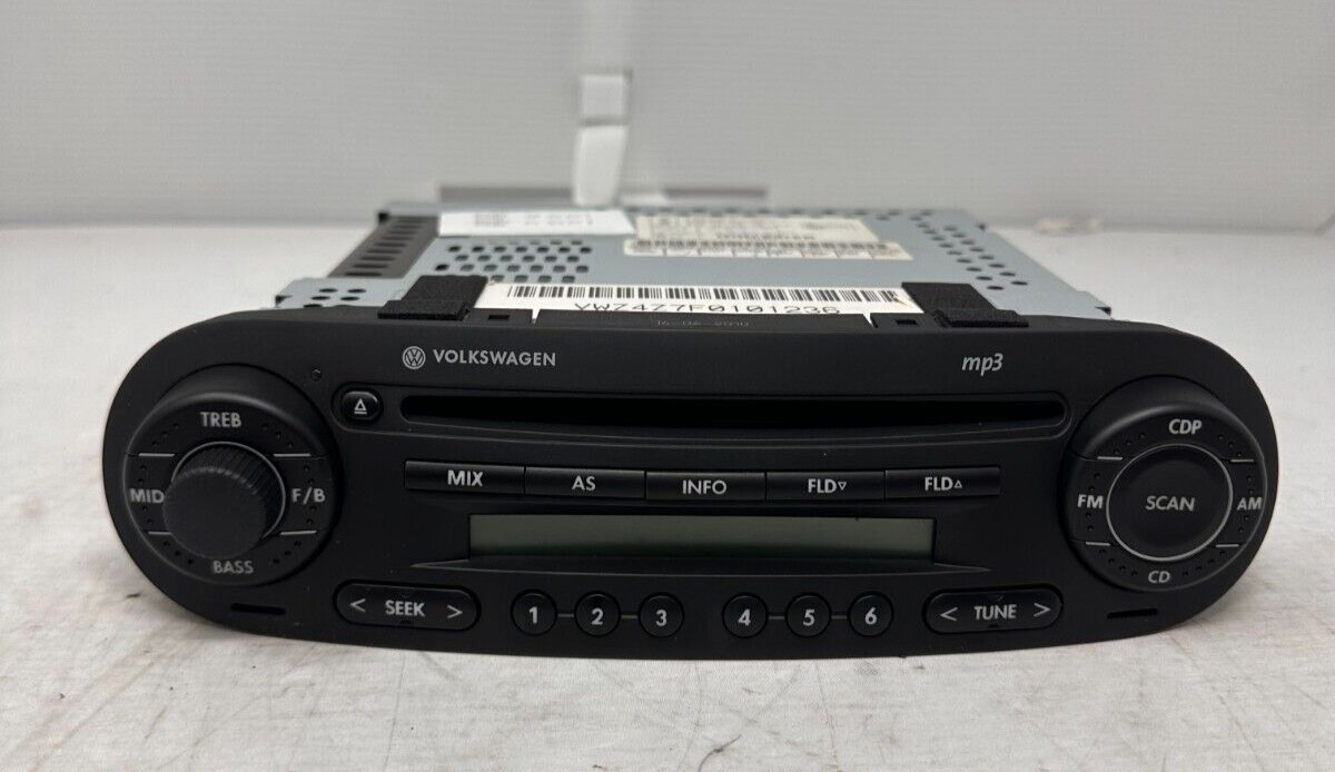 OEM VW VOLKSWAGEN AM FM CD RADIO 1C0035196BFX WITH FREE SHIPPING
