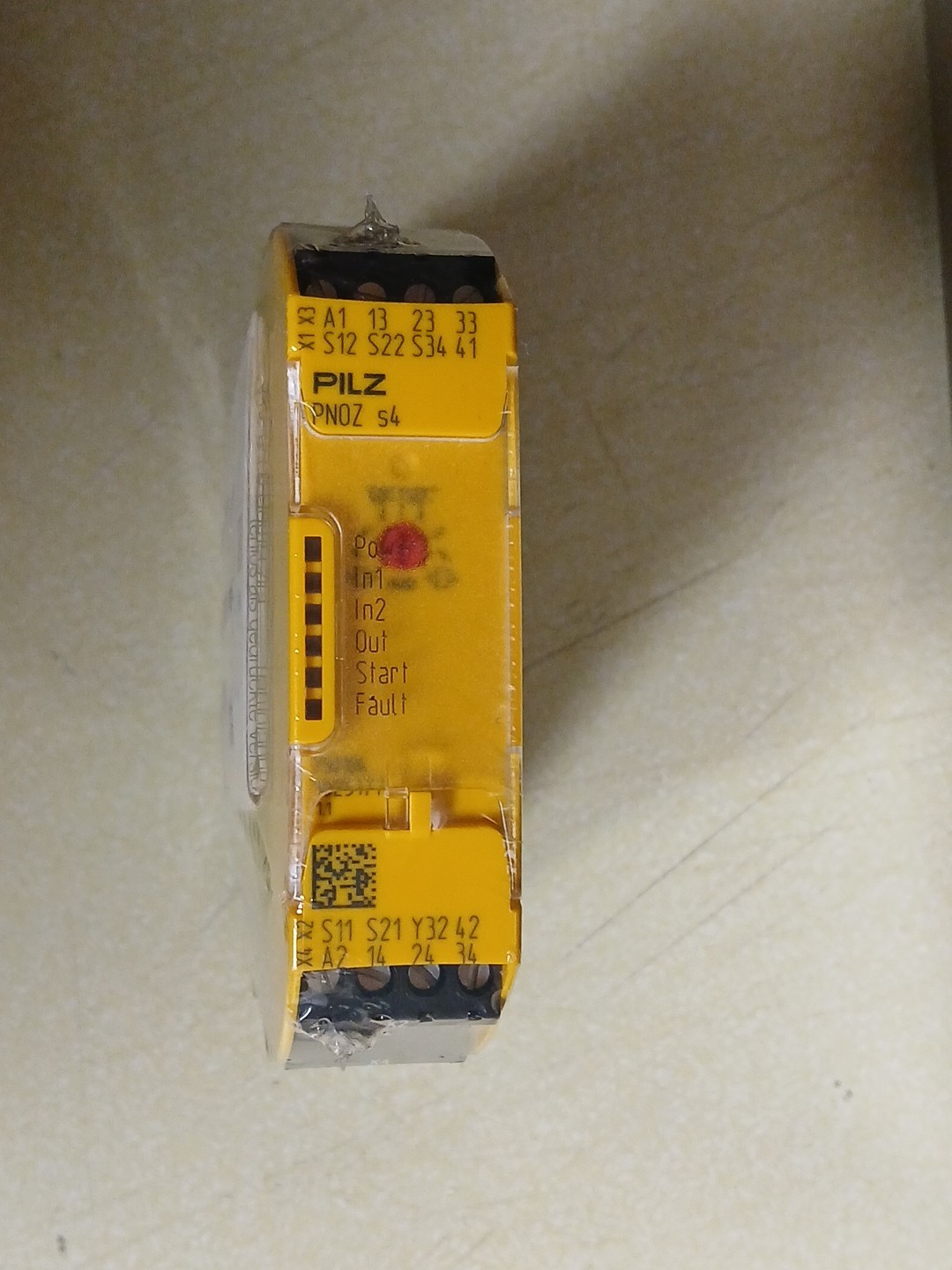 PILZ 22211-6NL-01