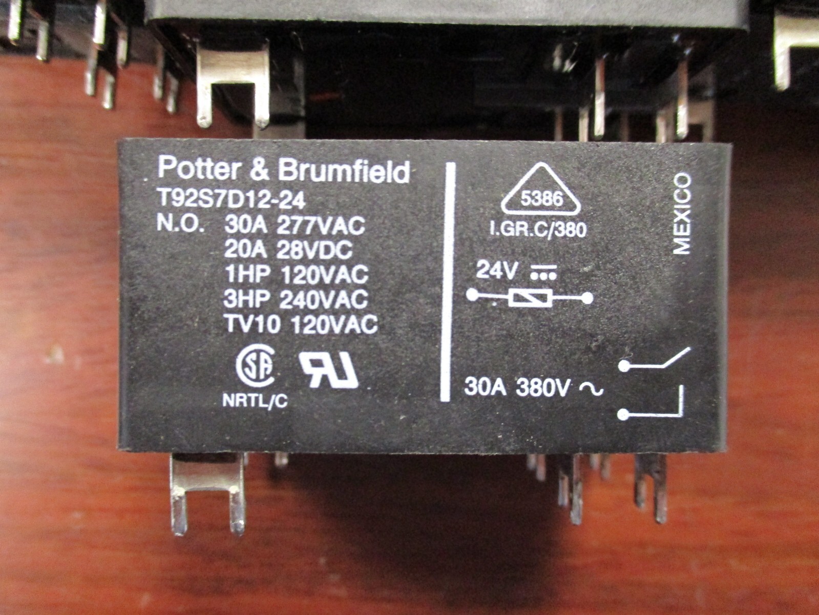 Potter & Brumfield T92S7D12-24 Electromechanical Relay (24VDC, 30A) Lot of 10