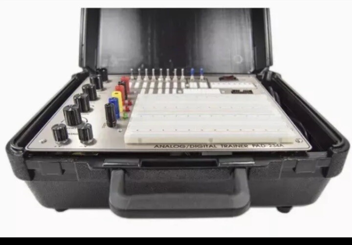 RSR Electronics PAD-234A Express Assembled Digital/Analog Trainer , Excellent