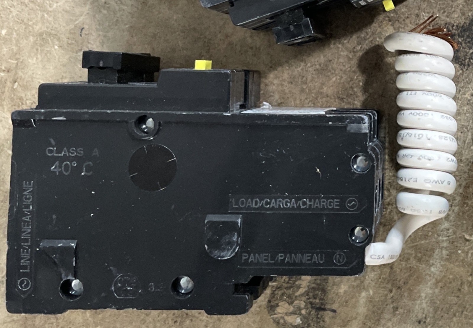 Square D HOM240GFI Homeline 40A, 2 Pole, 120/240VAC Mini Circuit Breaker