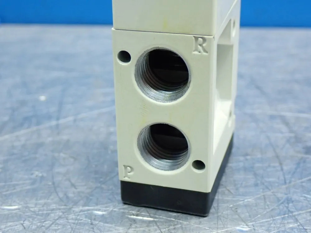 MISUMI NCHS3-8A HAND OPERATED AIR VALVE, 2PCS 0.15-0.8MPa 10251700186