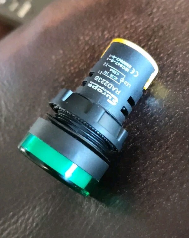 LOT of 2 NEW EUROPA COMPONENTS RAD223B 24V AC or DC GREEN