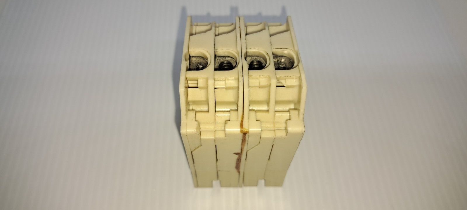 Bryant BQ220-250 4-Pole Quad Type BARD Circuit Breaker White BQ 220-250