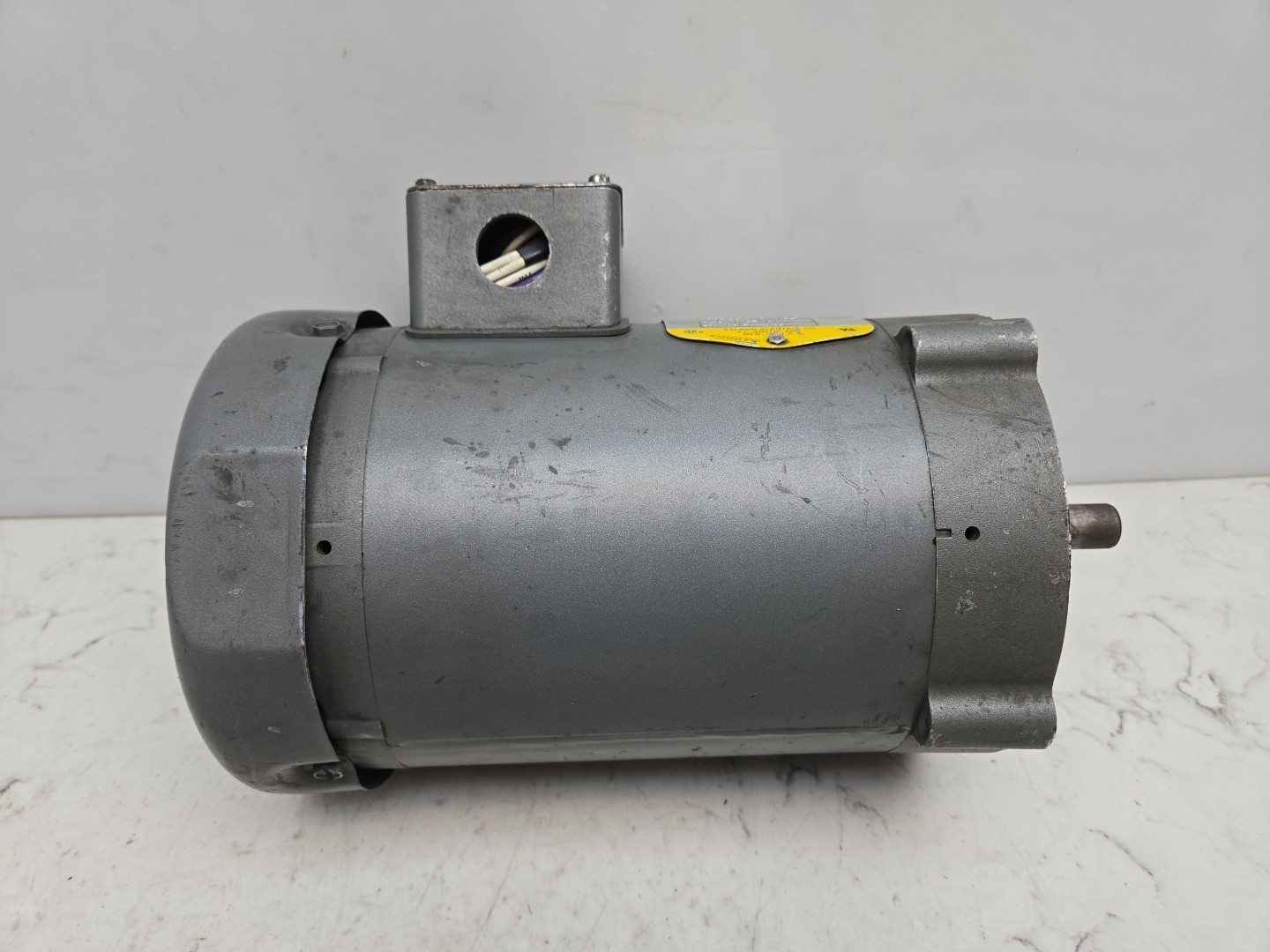 Baldor KM3454 Industrial Electric Motor 1/4 Hp 1725 Rpm 230/460 Volt 3Ph 56C Fra