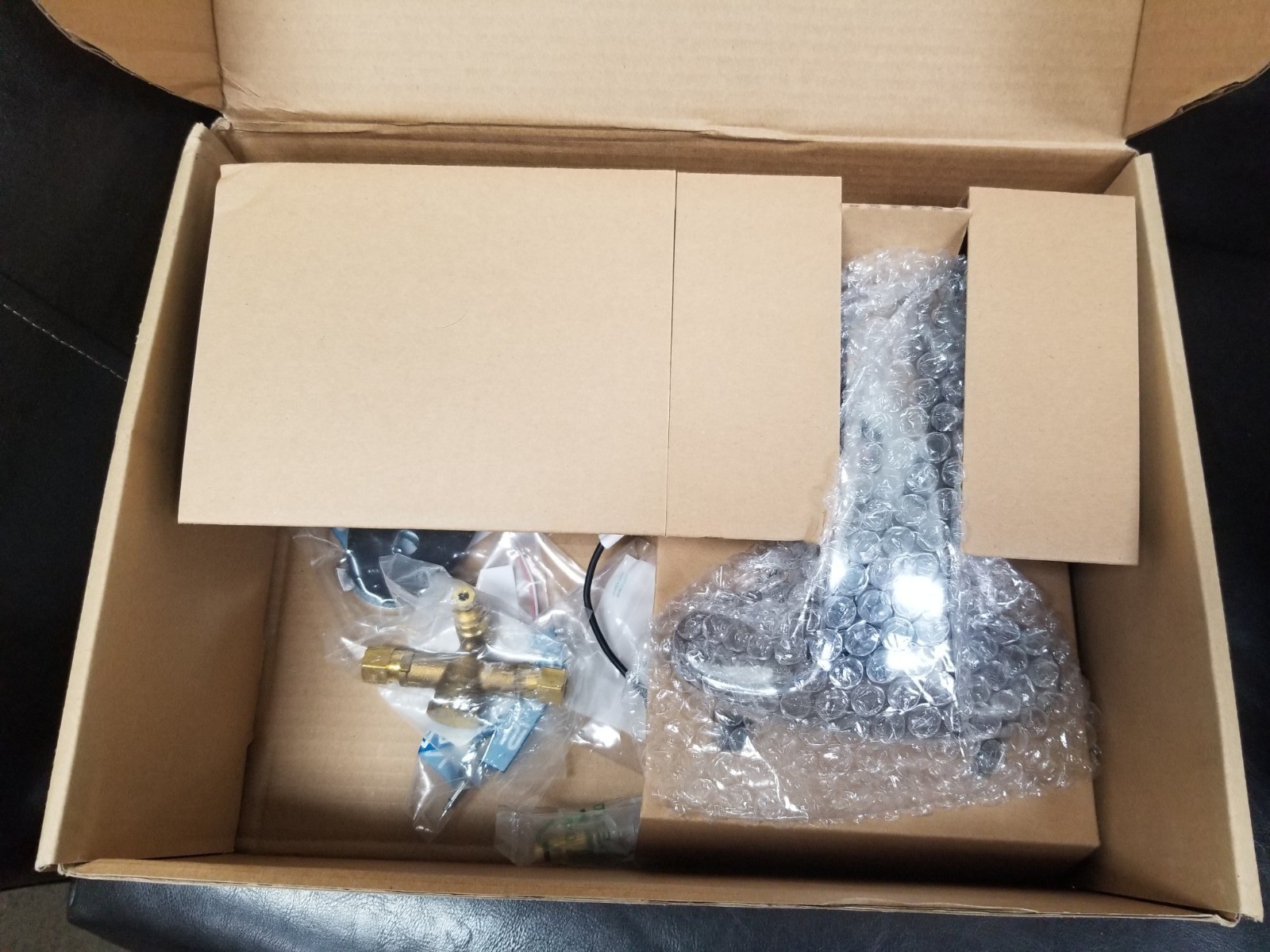 SLOAN 3315025BT EBF650 BATTERY OPERATED 1.9 MLP CHROME PLATE 0.5GPM NO PUMP ASIS