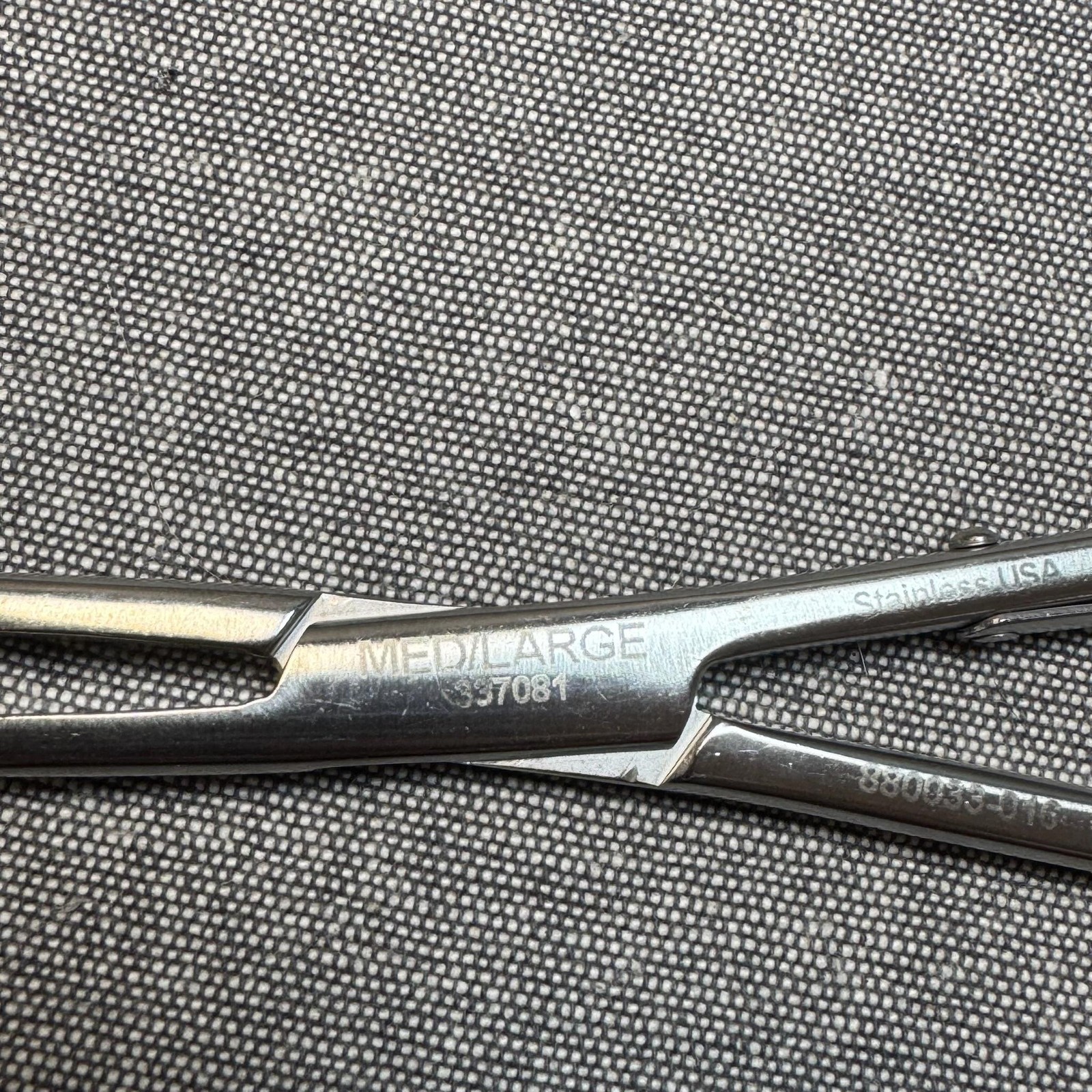 Teleflex Horizon Suture Tying Forceps Med/Large 37081 Stainless USA Green Handle