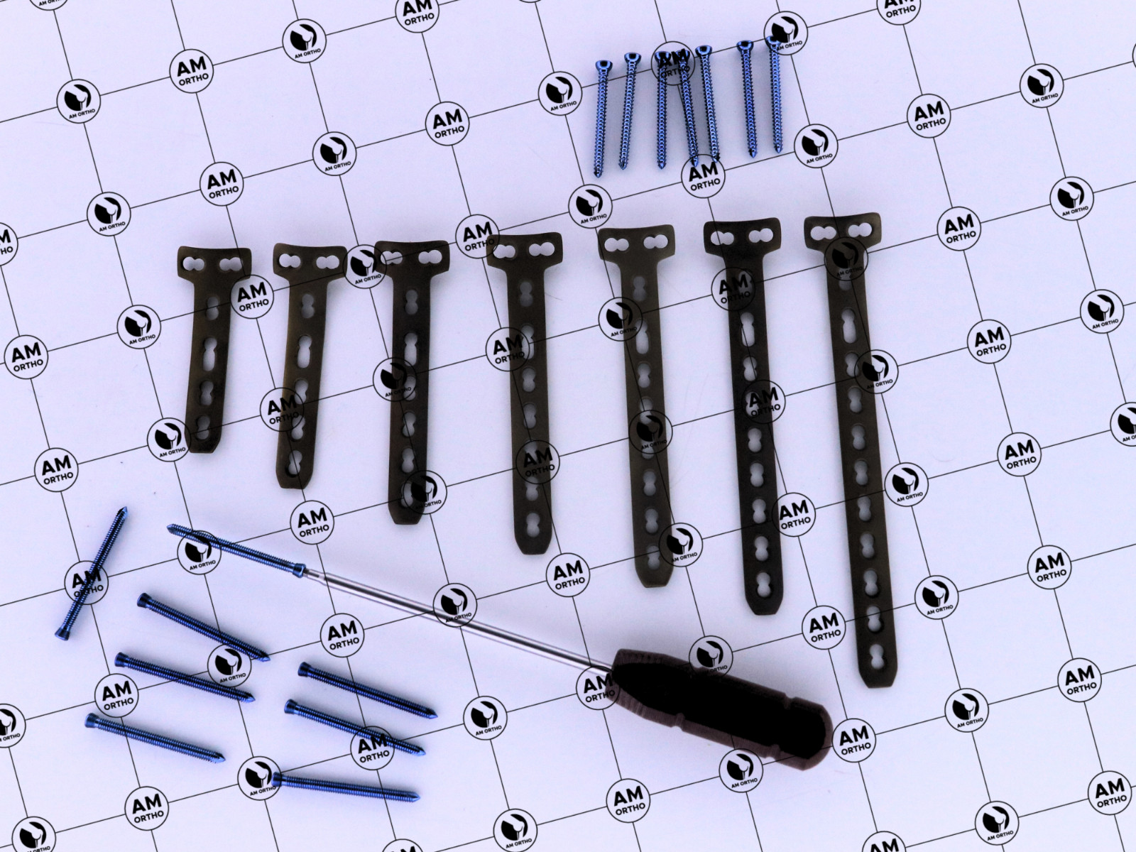 4.5/5.0mm Ṕroximal Ḿedial Tibià T Ṕlàtes 4-10Holes With LCP Screw 113Pcs Set Ti