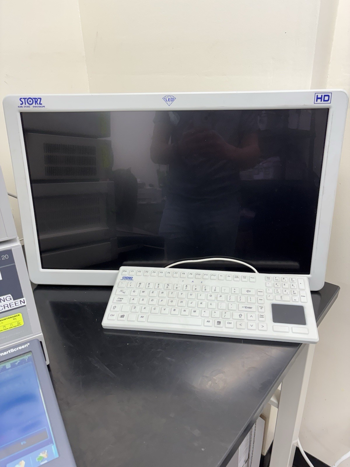 STORZ Endoscopy System Bundle–Image 1 Hub, AIDA HD, D-Light ,HD Monitor-Keyboard