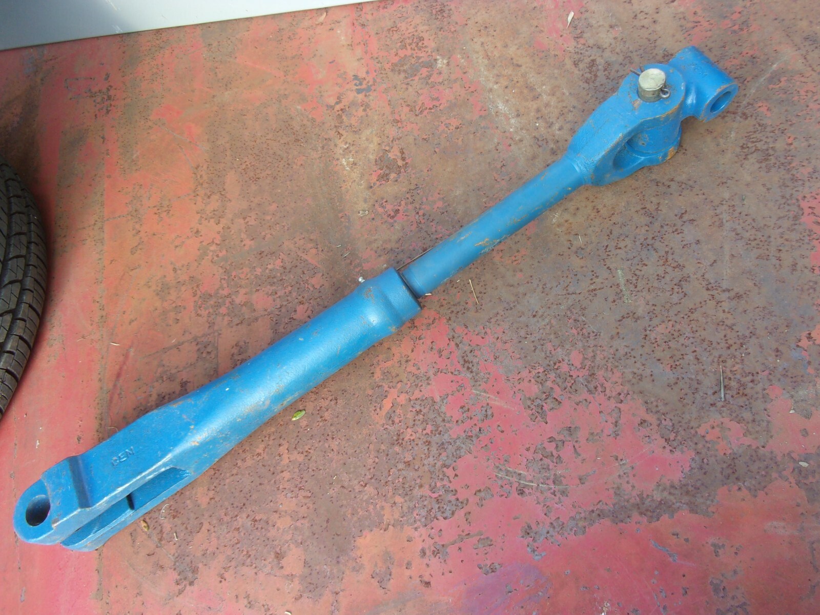 C7NNA935C Hydraulic Level Fork Ford Tractor 5000 5200 5600 5700 5900 6600 6700