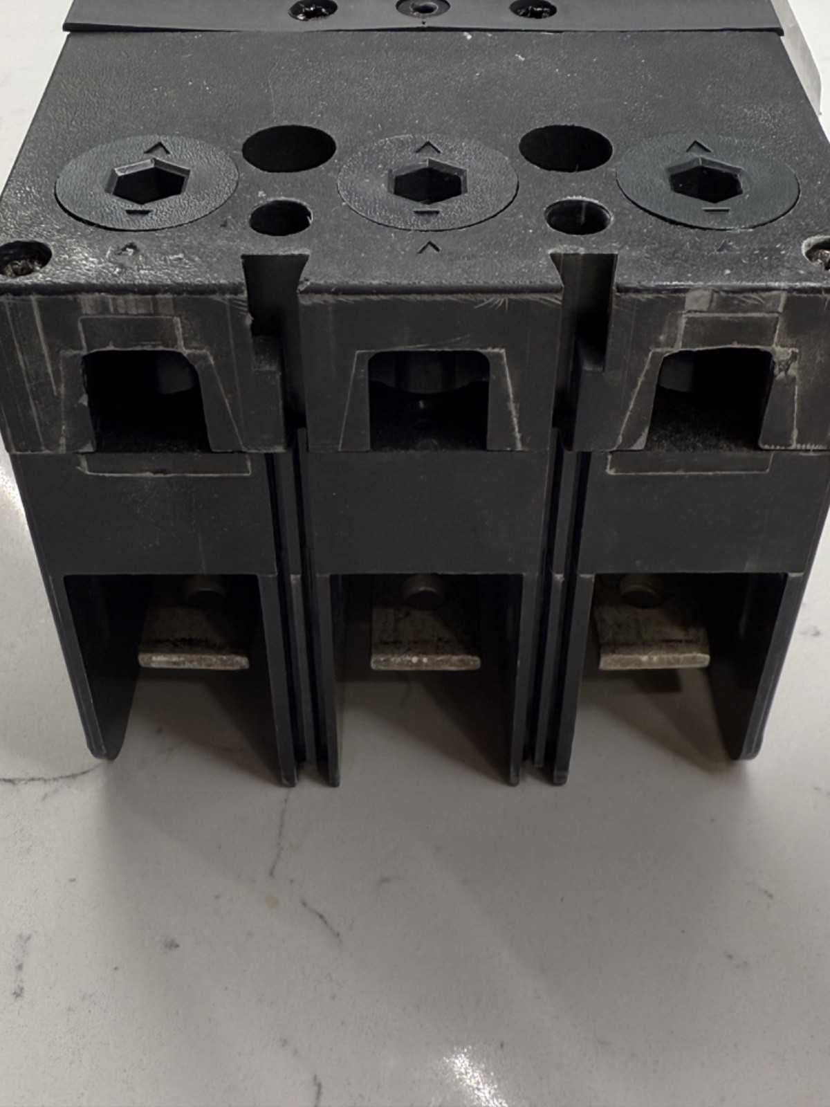 NEW GE SFHA36AT0250 3p 600v 250a 35k Circuit Breaker !FRAME ONLY!! NEW IN BOX