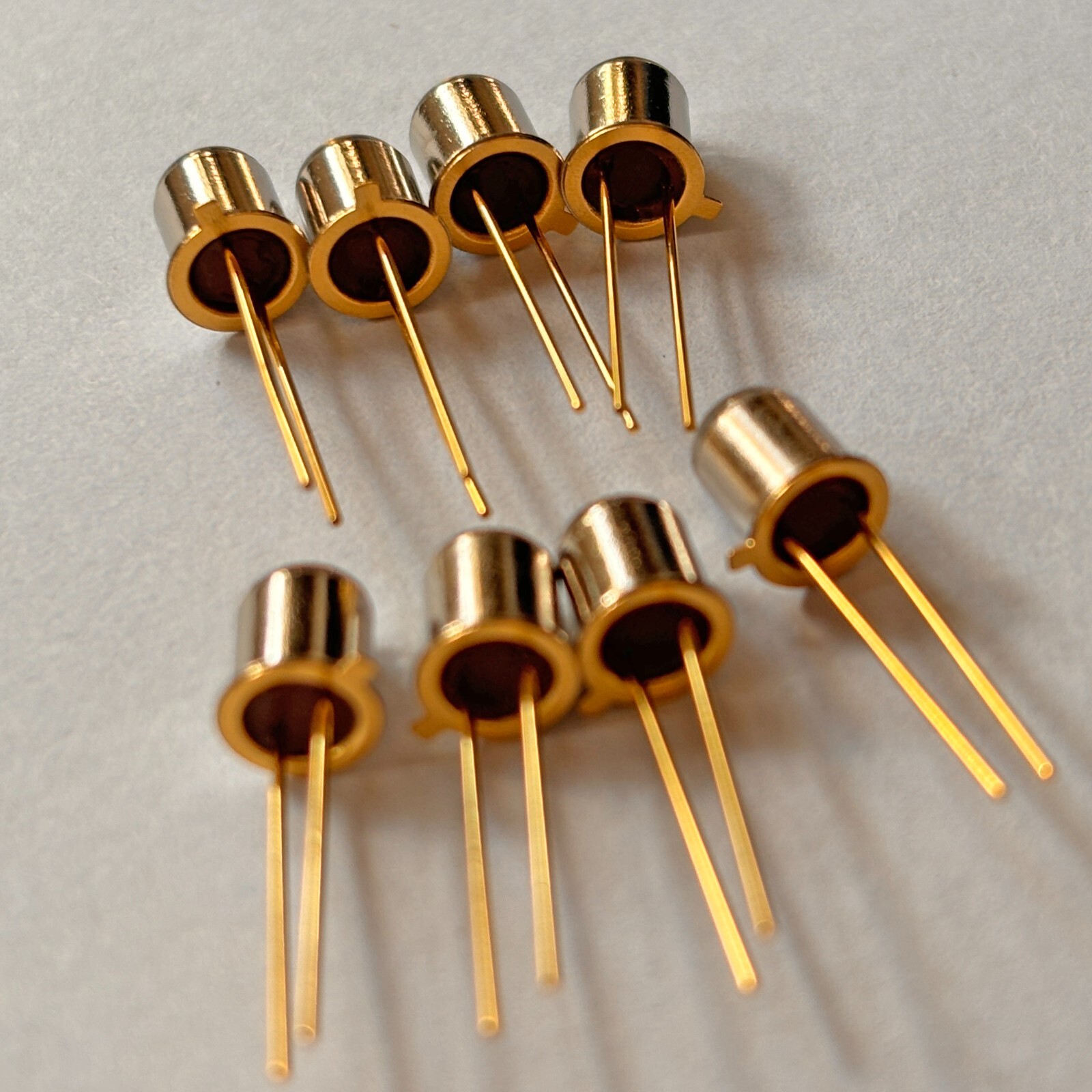 10pcs TO46 TO18 Metal-Glass 365nm-500nm UV Blue LED Diode for meansurement
