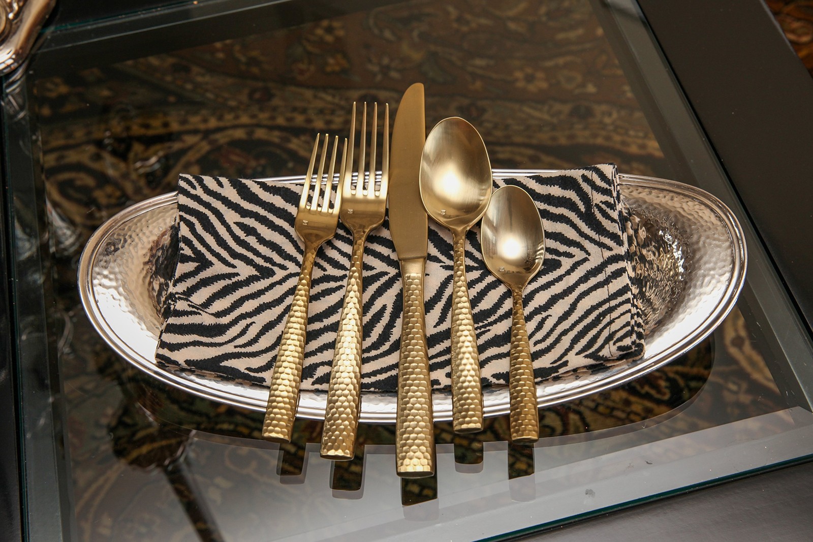 Fortessa Lucca Faceted 18/10 Stainless Steel Flatware Dinner/Table Fork 8 Set