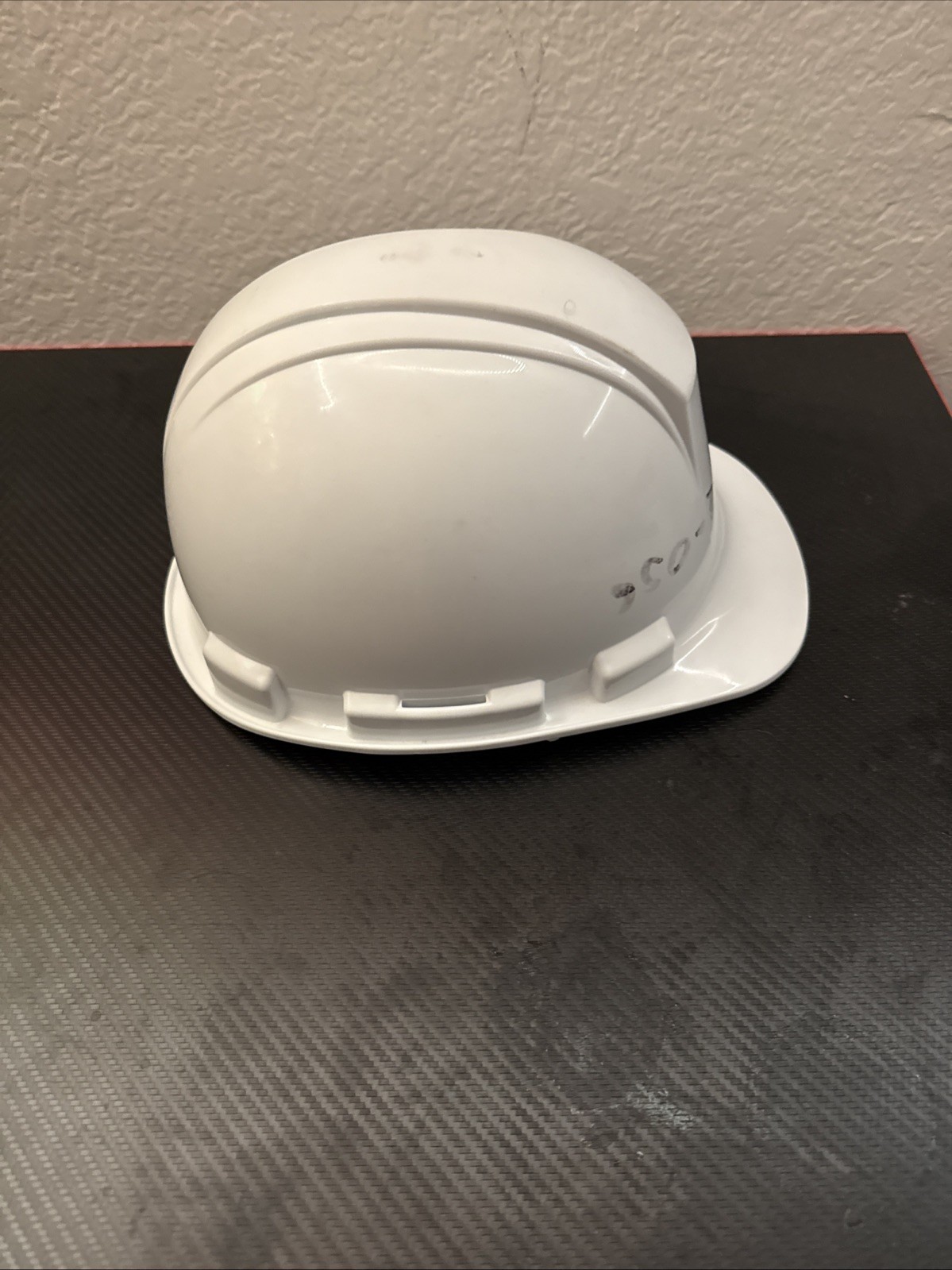 Dynamics 4 Pt Suspension Hard Hat, Cap Style 4 pt. Ratchet Adjust – White 6.5-8