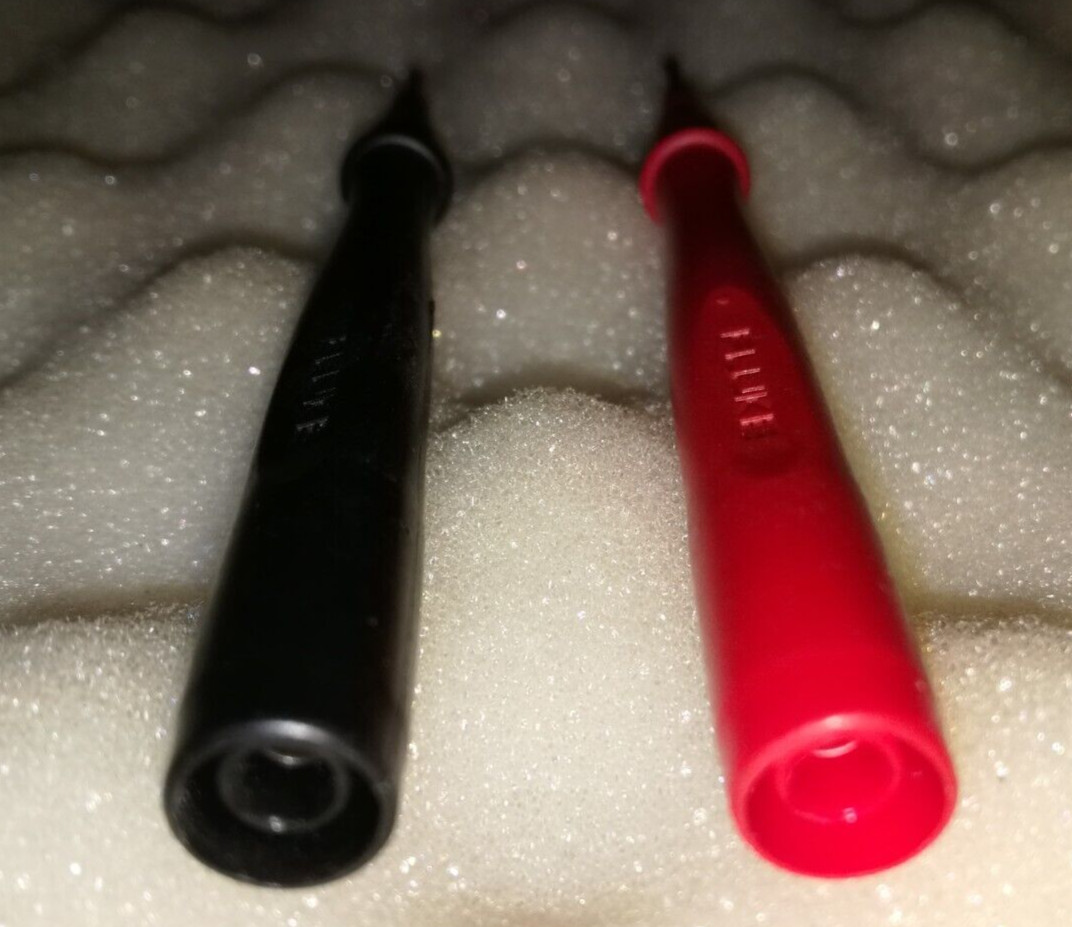 Genuine Fluke TP220 SureGrip Test Probes for TL222/TL224 / Red & Black color !