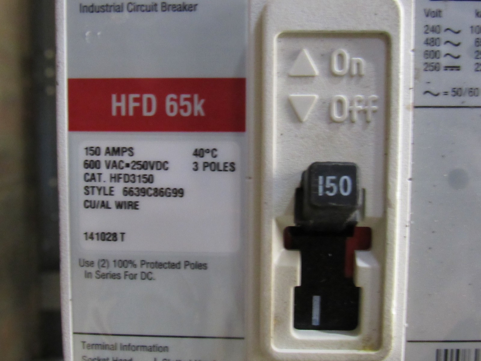 Eaton Pow-R-Line SCS0552159 Switch Gear Board 480/277V 3Ph W/ 2500 A Amp Main