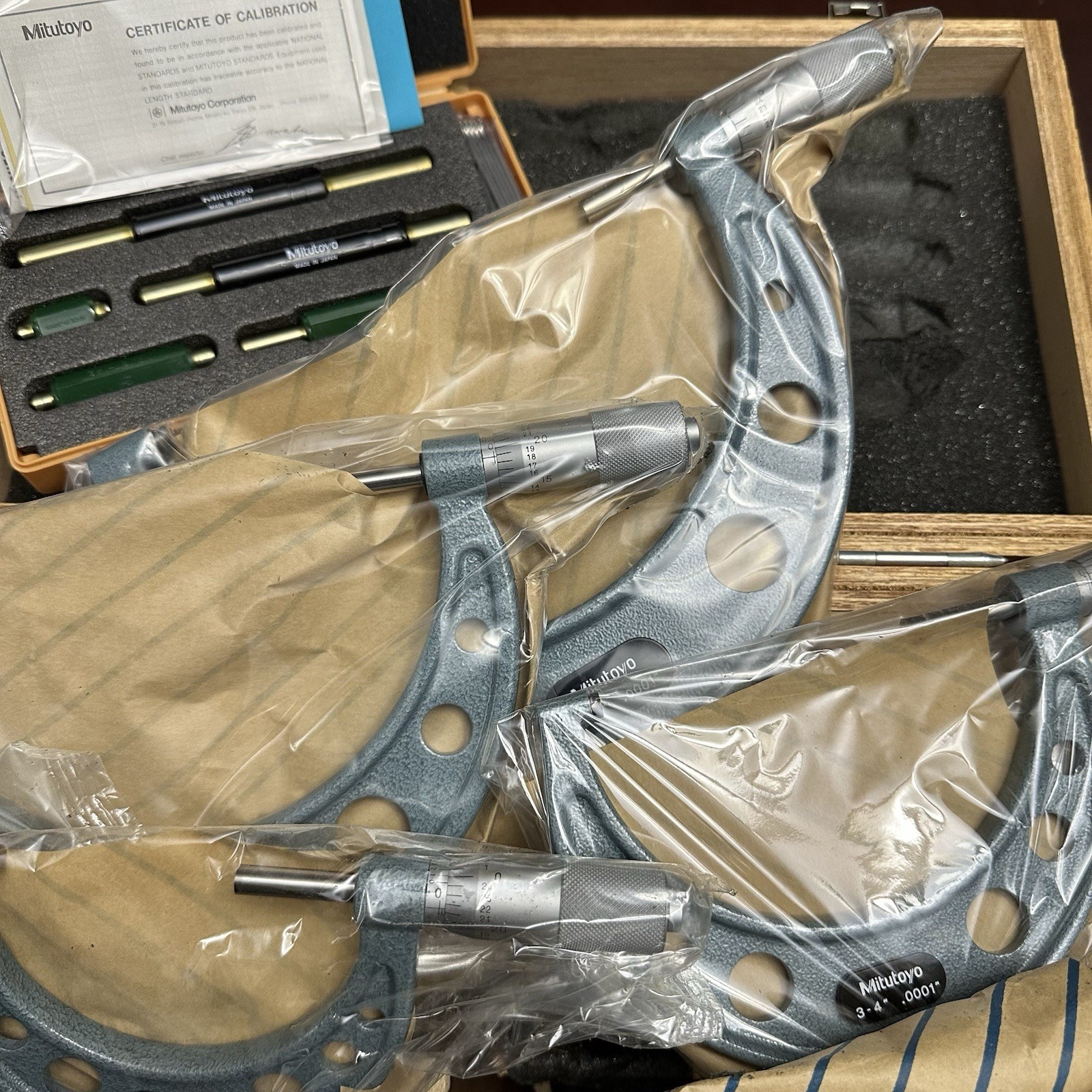 Mitutoyo 0-6″ 103 Series Micrometer Set 103-933 wooden case Precision Machine