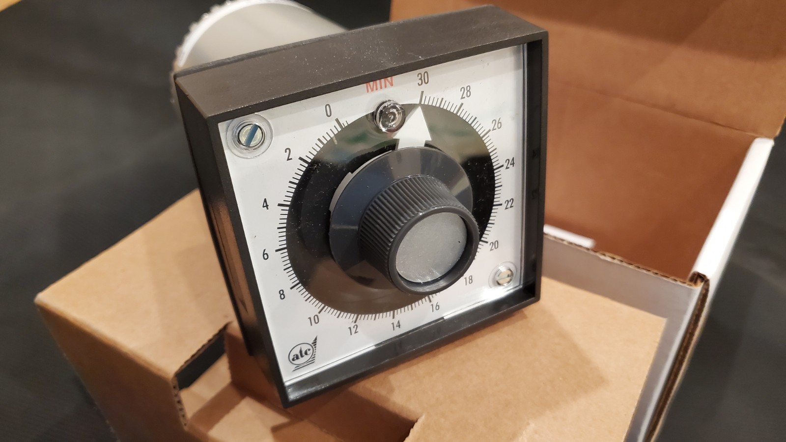 NEW ATC 3-0305E016A10PX 30MIN INDUSTRIAL TIMER 120V (305E-016-A-1-0-PX) 0221MBN