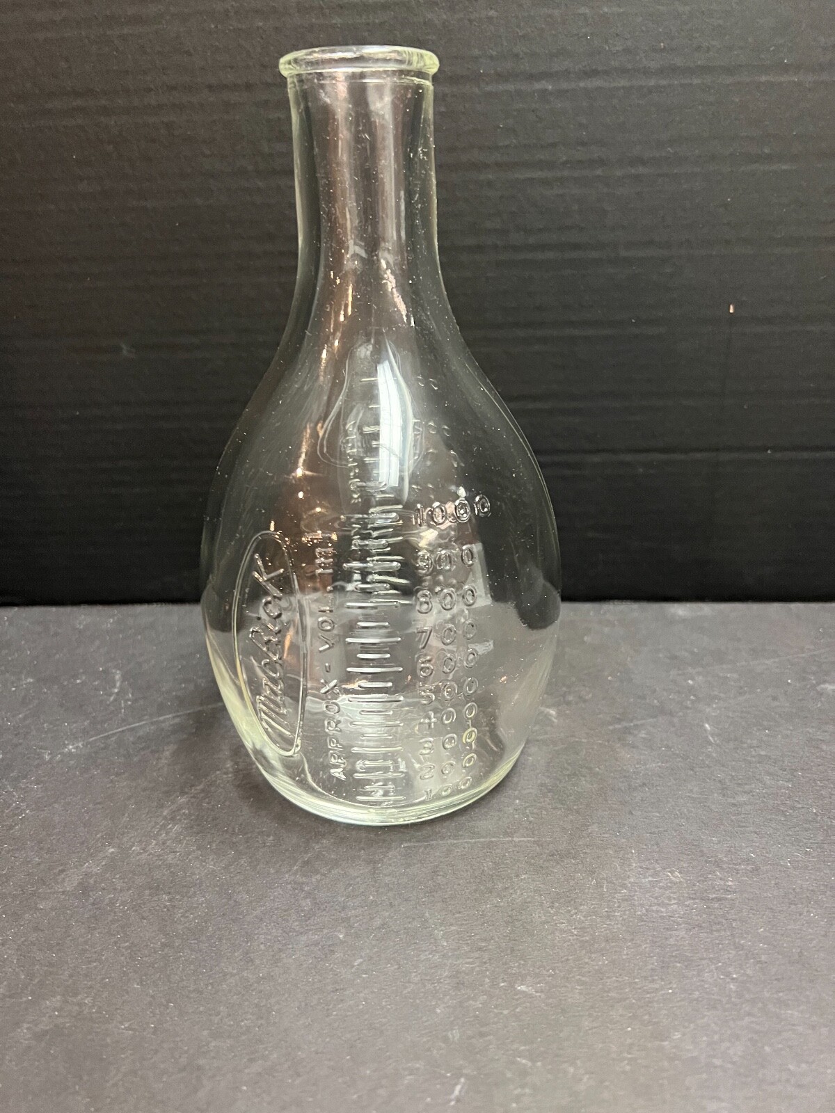 Vintage MacBick 1000 ML Glass Beaker 9” Antique Corning Borosilicate USA