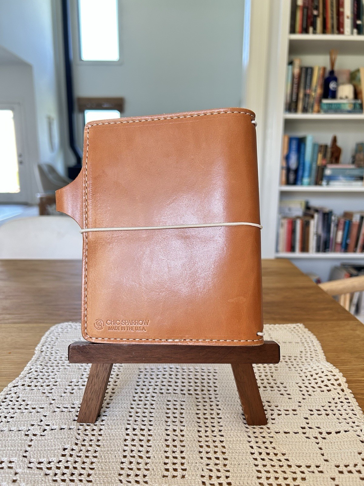 Chic Sparrow A6 Natural Veg Tan Leather Travelers Notebook 4 Notebook Elastics