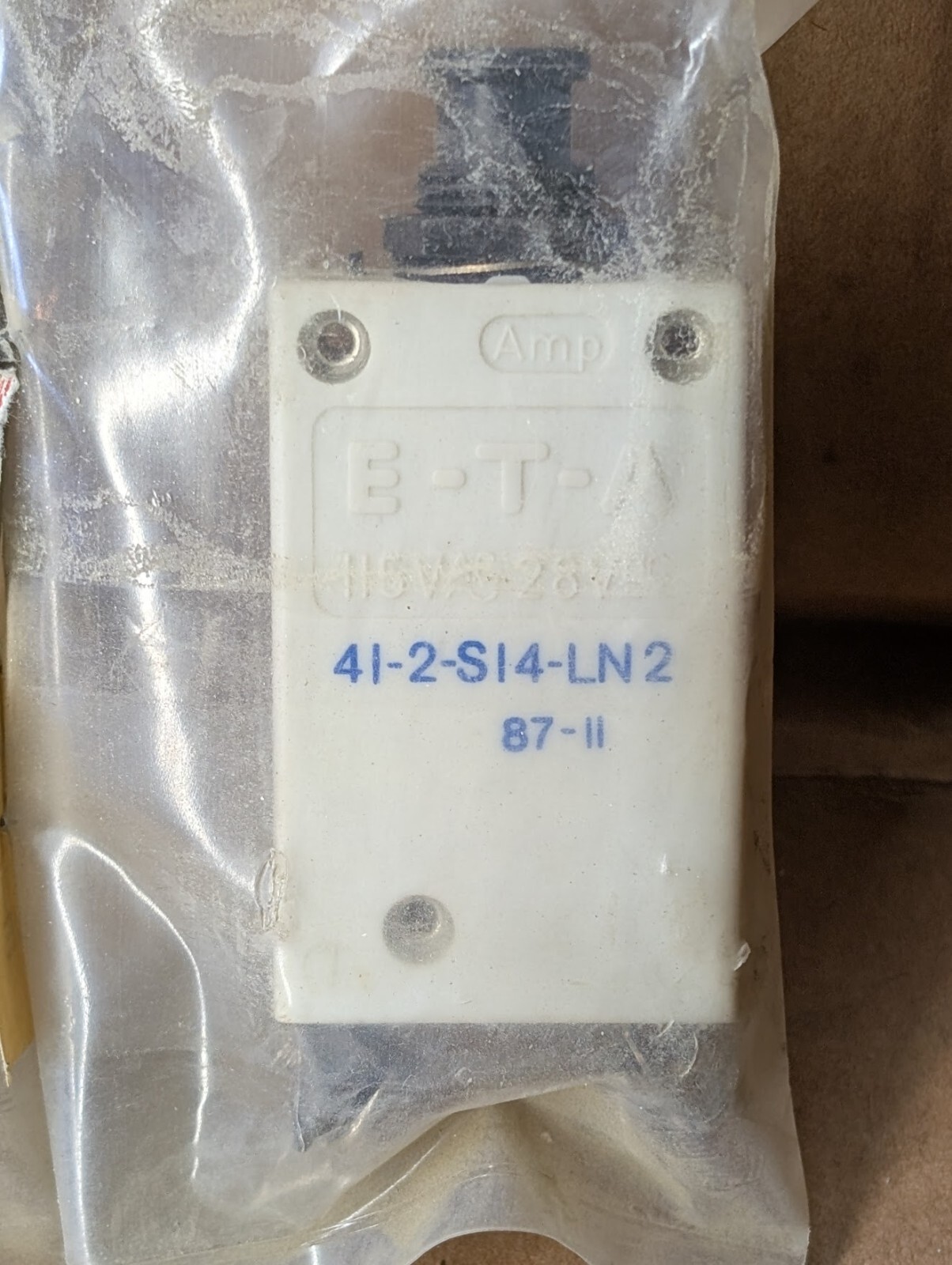 E-T-A 48-2-S14-LN2 Circuit Breaker, 10 Amps, 115VAC, 28VDC – NOS SEALED