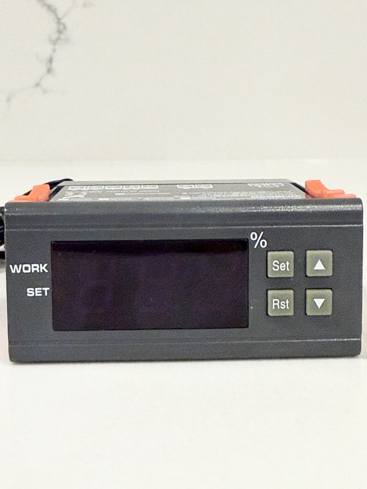 WILLHI WH8040 Digital Humidity Controller AC 110V 5A w/ Sensor Probe New