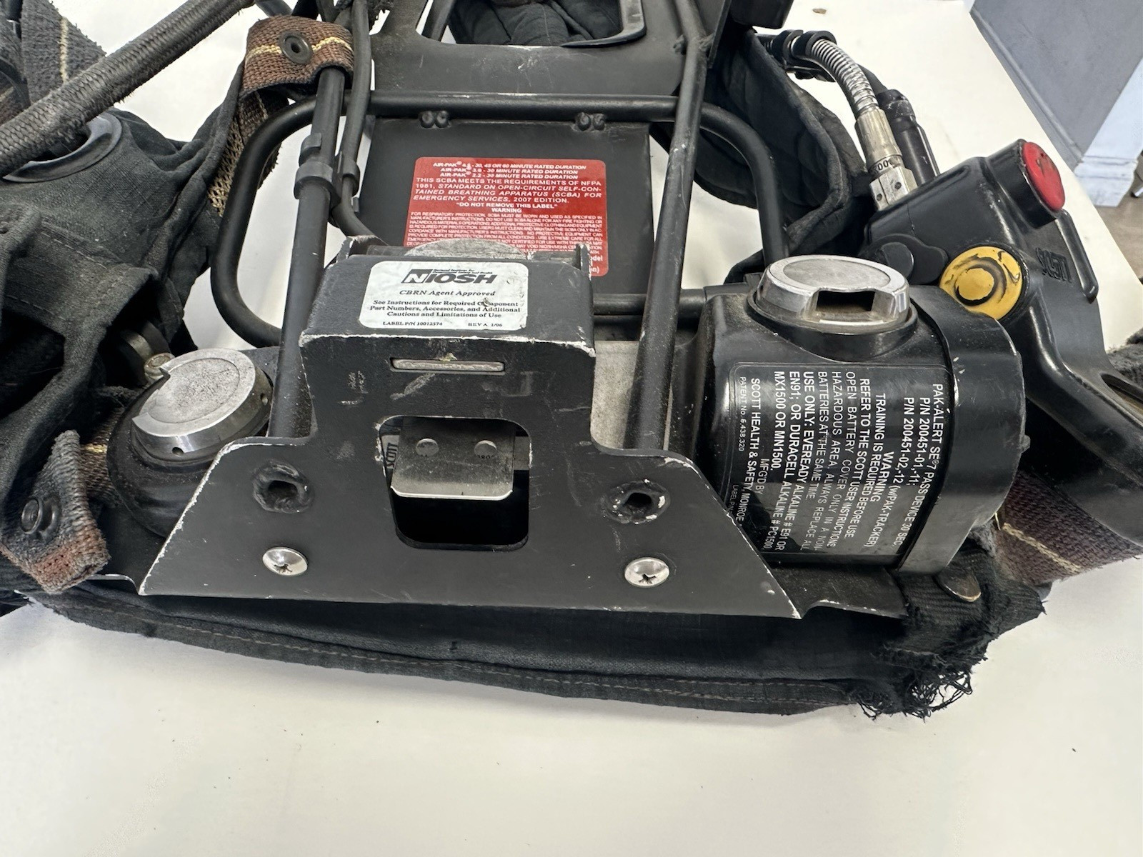 Scott Air-Pak 4.5 CBRN SCBA Harness 2007ed Pak-Alert EZ Flo Regulator HUD AP75