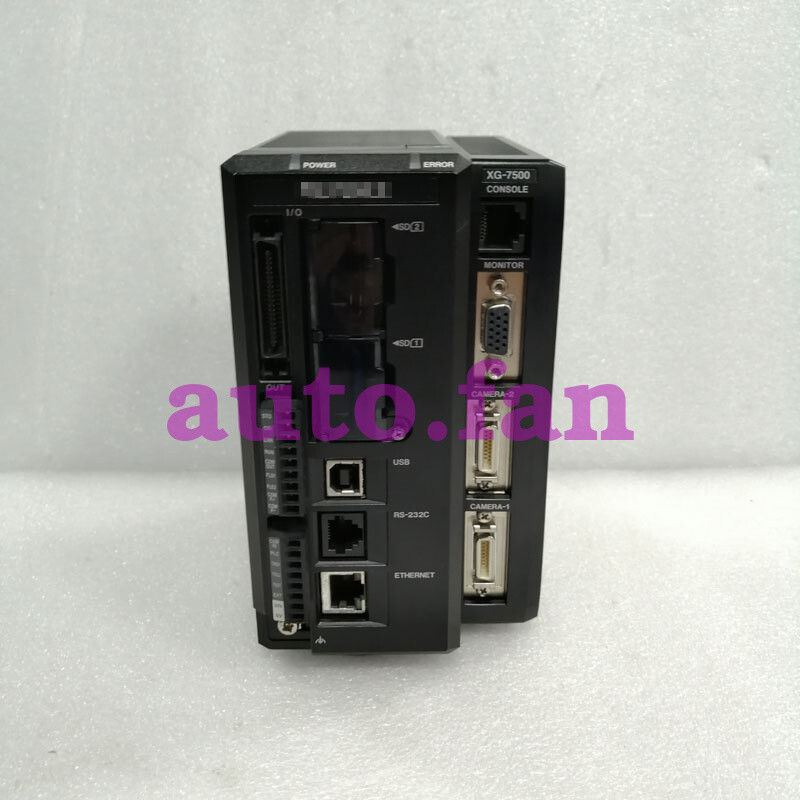 XG-7500 vision system controller. A large number of stocks, beautiful appearance