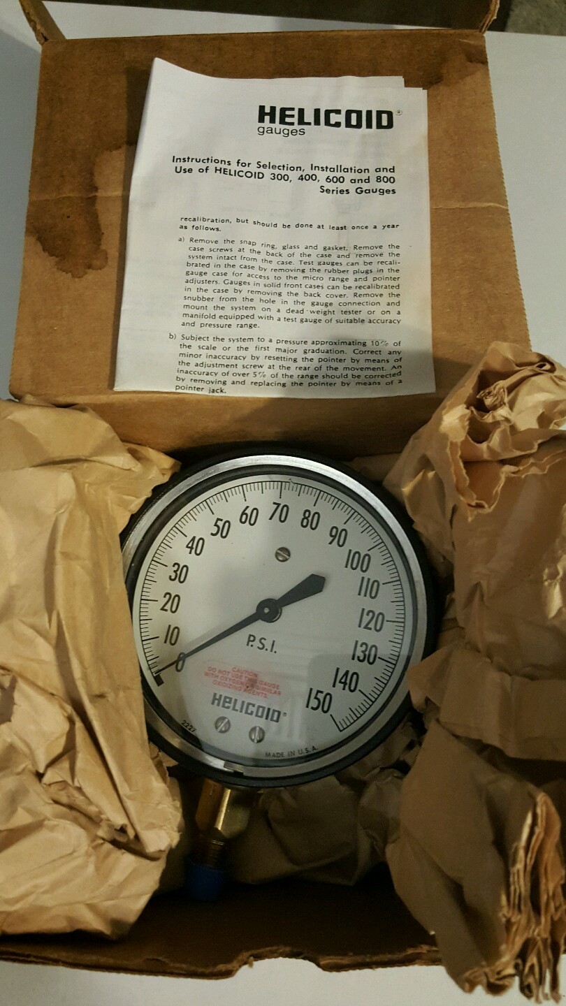 Helicoid 4-1/2 150 PSI Compound Gauge F1C1F1A000000 *FREE SHIPPING*