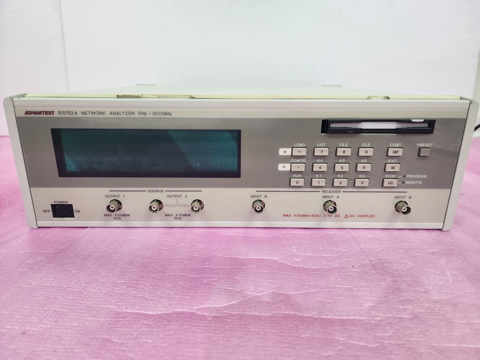 ADVANTEST R3752A Network Analyzer, 5 Hz to 500 MHz, Output 1/2, R, A, B channels