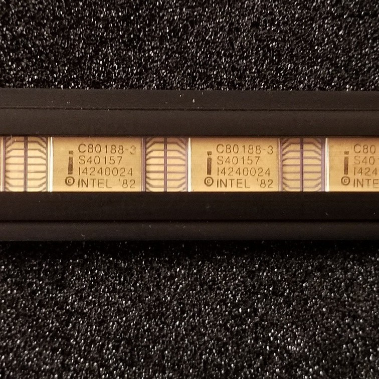 Intel C80188-3 16 bit 8MHz CPU, 68 PIN Gold Ceramic CLCC, Never Used!
