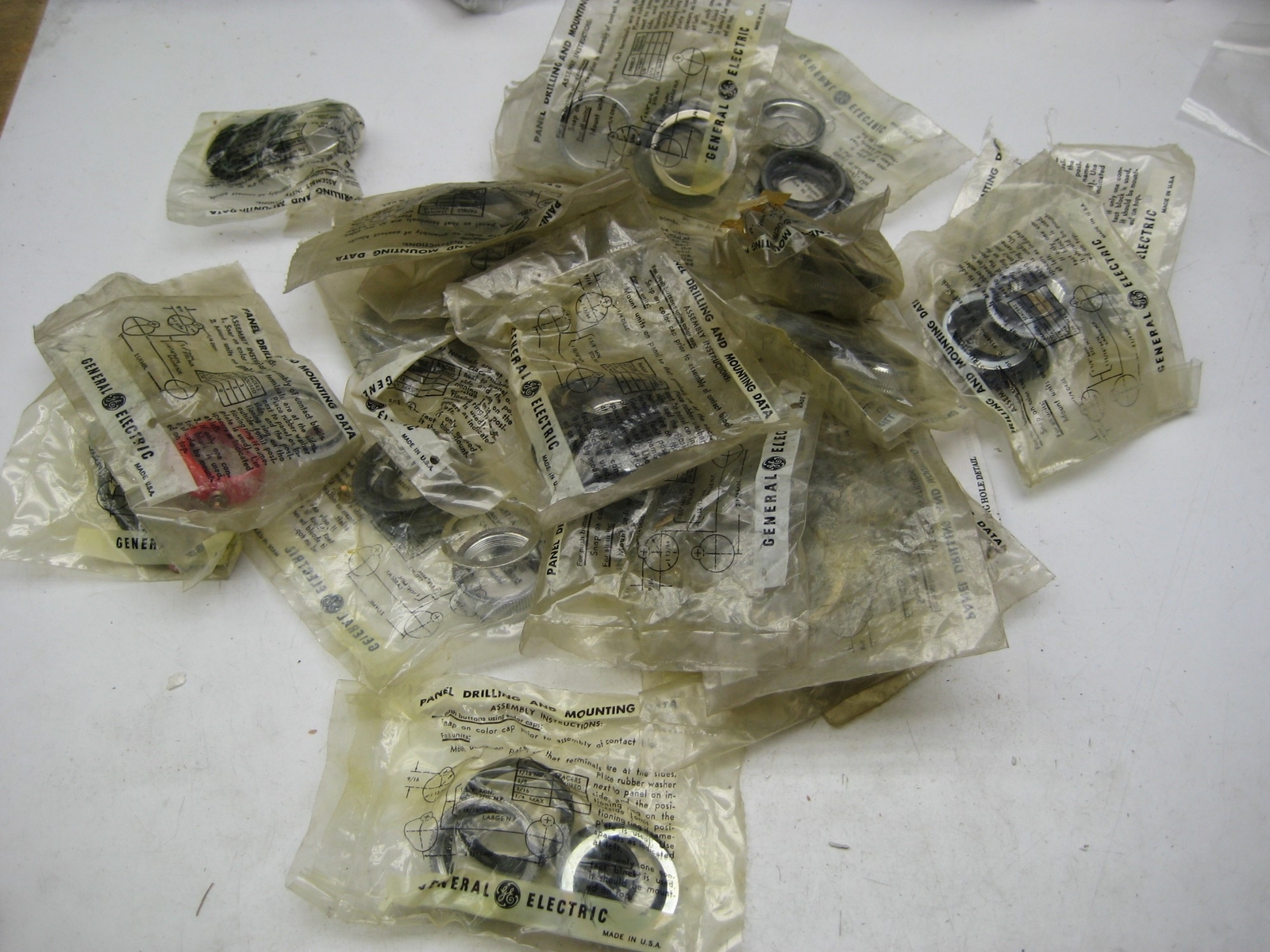 GENERAL ELECTRIC PANEL HARDWARE LOT OF 21 NSMP
