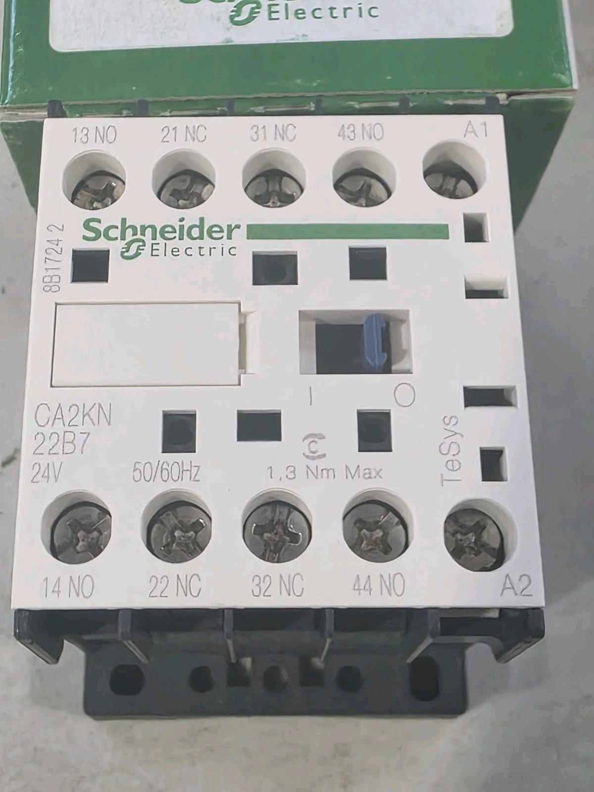 1PCS NEW CA2KN22B7 AC24V 2NO2NC Intermediate relay Schneider